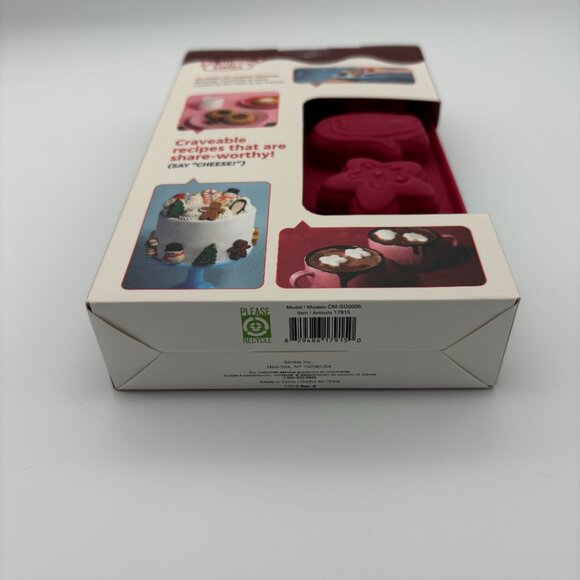 So Yummy by bella Silicone Candy Chocolate Christmas Mold Gingerbread Penguin - Picture 3 of 3